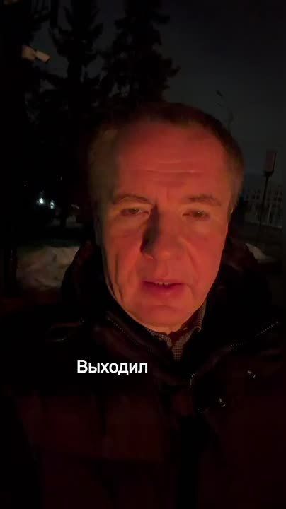 Вячеслав Гладков: Начинается Святочная неделя, и я хочу пожелать каждому из вас, чтобы ваши родные и близкие, все, кто вам дорог, всегда были вместе с вами