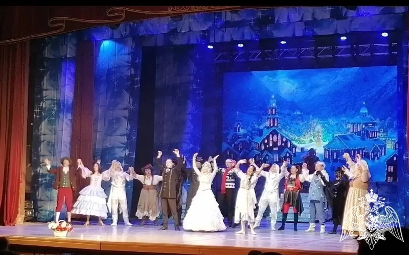 В Белгороде дети сотрудников и военнослужащих Росгвардии посетили губернаторскую елку