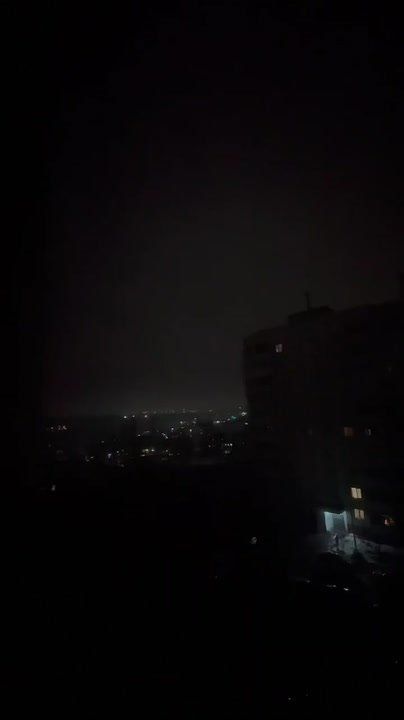 Момент отключения электричества в Белгороде после удара ВСУ