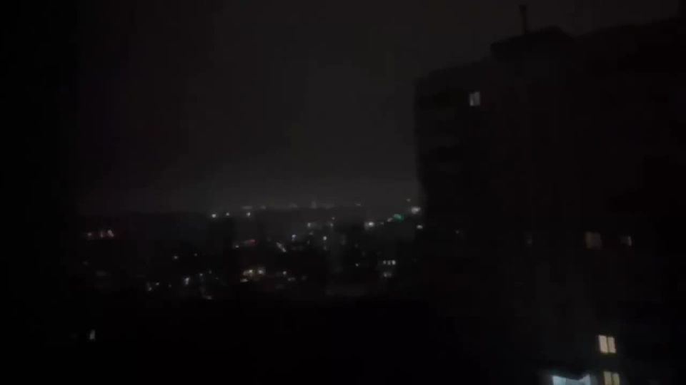 Около полуночи в Белгороде включили сирену — объявили ракетную опасность