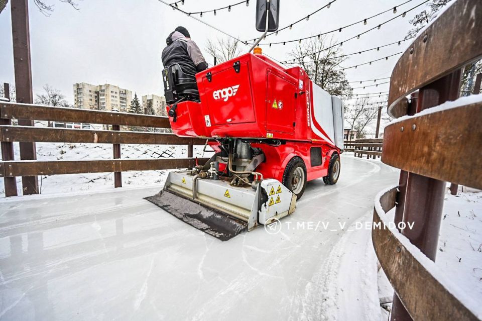 ������� � ��������� ����� ��������� �������� �����