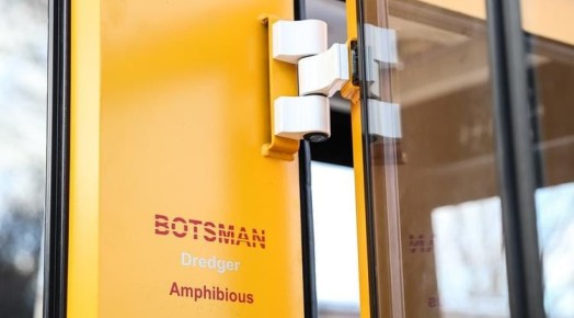 Очищать белгородские водоёмы продолжат земснарядами и плавающими экскаваторами