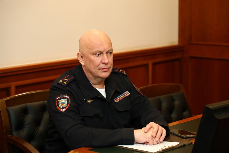 Сотрудники отдела делопроизводства и режима УМВД России по Белгородской области отмечают профессиональный праздник