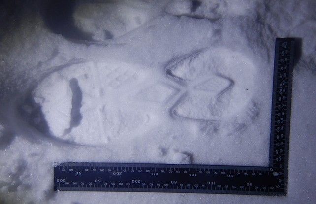 Белгородец хотел незаметно скрыться с места преступления, но его сдал снег