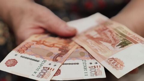 Как избежать неожиданного возврата пенсии: советы эксперта