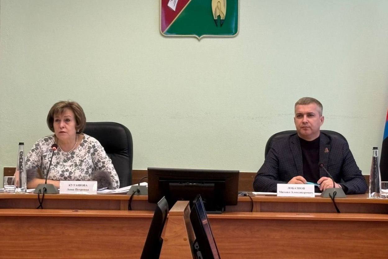 Анна Куташова: Вновь встретилась с руководителями ресурсных центров поддержки некоммерческих организаций Старооскольского округа