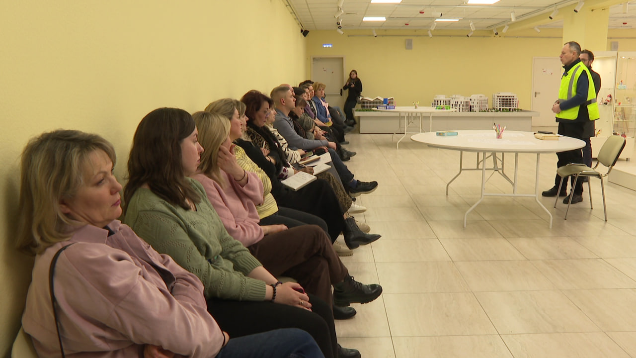 В Белгороде провели учения по развёртыванию стационарного пункта обогрева