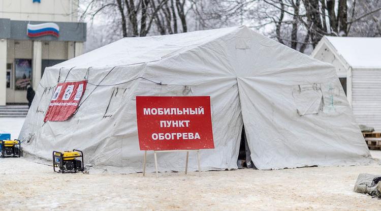 Белгородские спасатели развернули мобильный пункт обогрева на 30 человек за 1 час