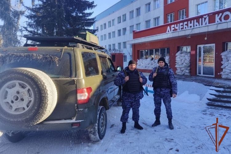 Белгородские росгвардейцы спасли мужчину, пострадавщего в результате атаки дрона ВСУ