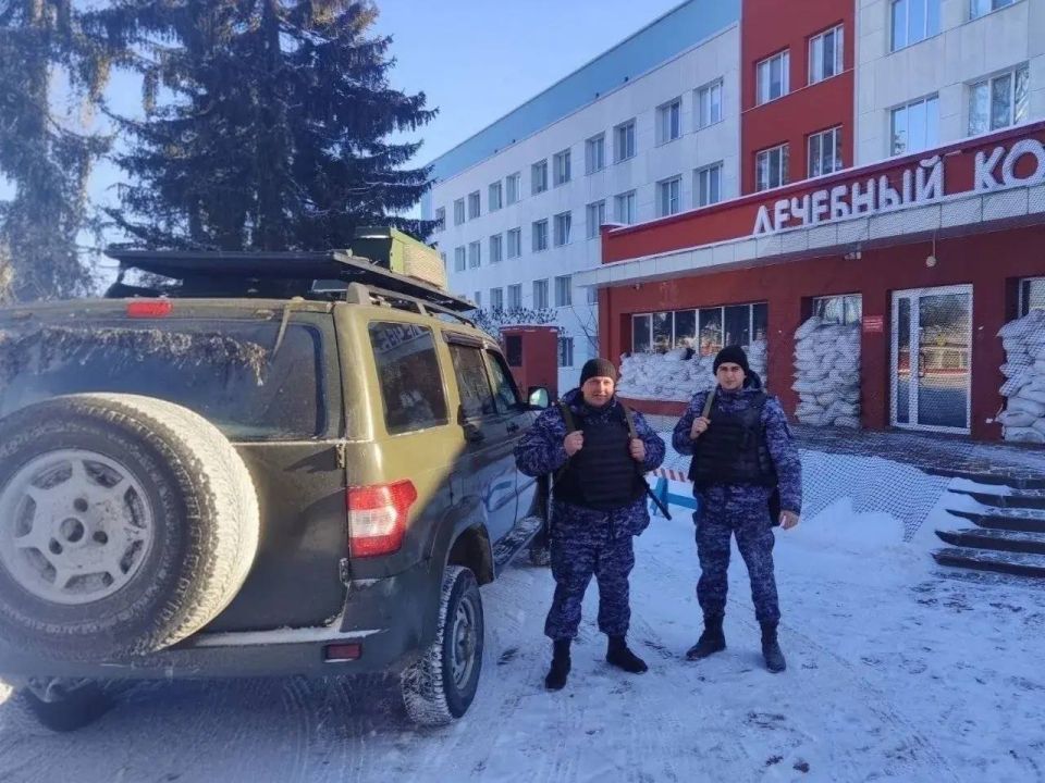 Белгородские росгвардейцы спасли мужчину, пострадавшего в результате атаки дрона ВСУ