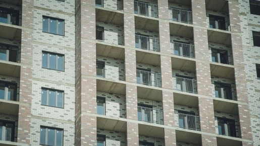 Конец тепличных условий: как отмена моратория на штрафы изменит рынок жилья