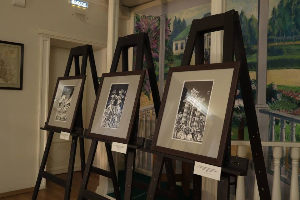 � ������������ ��������������� ������������ ����� �������� �������� ����������� ��������, ������������ � 200-����� �� ��� �������� ������� ����������� ���������-�������