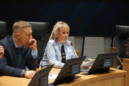 Сотрудники белгородской полиции приняли участие в заседании рабочей группы по вопросам комплексной защиты несовершеннолетних в цифровой среде