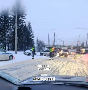 Сообщают об аварии в областном центре на Красноармейской, где уже образовался затор