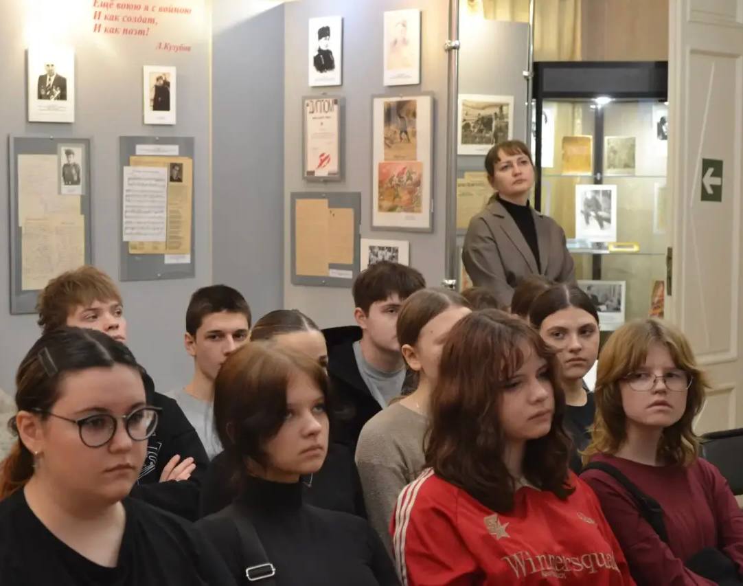 В Белгородском государственном литературном музее прошла лекция «Страницы истории отечественного литературоведения: Владислав Евгеньевич Евгеньев-Максимов», приуроченная ко Дню полного освобождения Ленинграда от блокады...