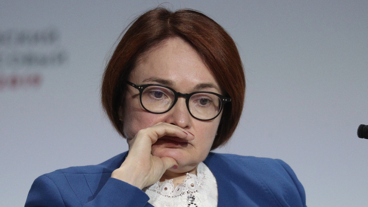 Почему банковские вклады становятся убыточными и как управлять сбережениями?