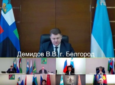 На оперативном совещании правительства области мэр Белгорода доложил о восстановлении повреждённого жилья