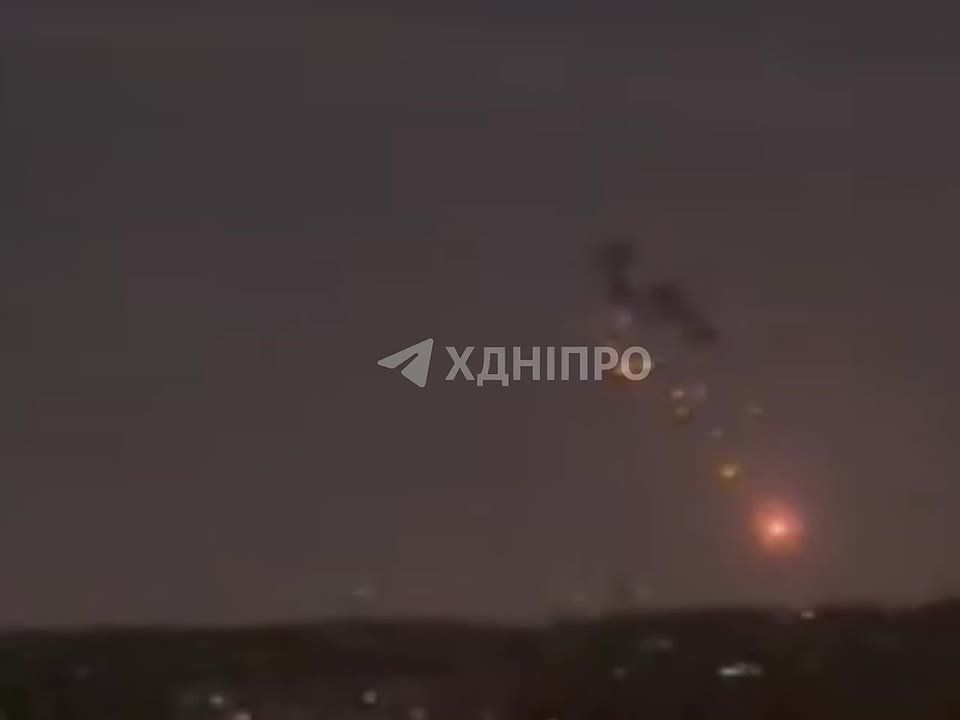 Юрий Котенок: Вражеские паблики сообщают о масштабном ударе, нанесенном этой ночью по целям на контролируемой Киевом территории