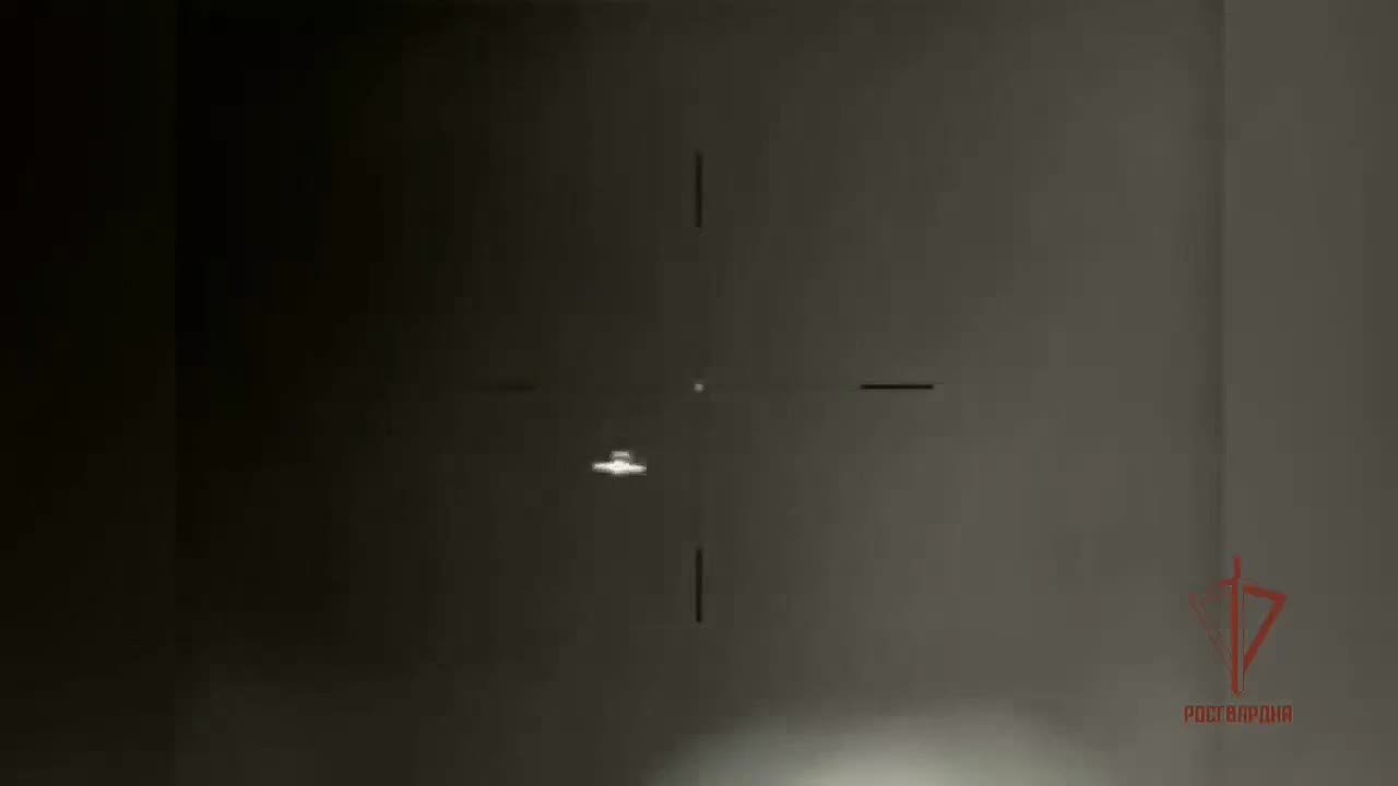 Только за одну ночь сотрудники ОМОН сбили из стрелкового оружия пять вражеских БПЛА в белгородском приграничье