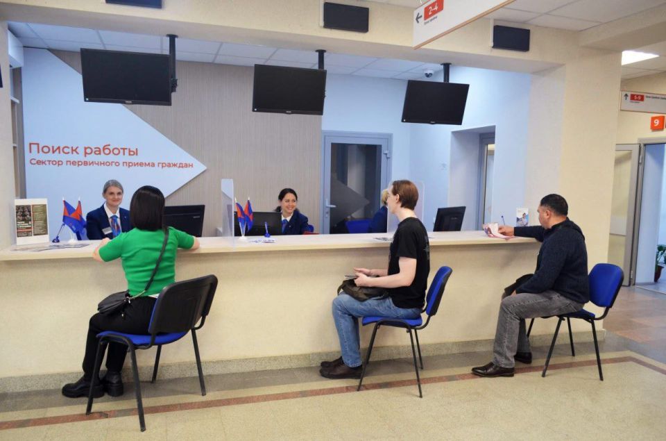 Более 9000 человек трудоустроили службы занятости населения Белгородской области в 2025 году