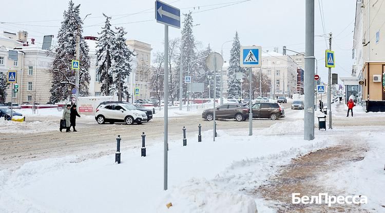 Вячеслав Гладков: «Начинаем принимать заявки на возмещение потерь бизнесу»