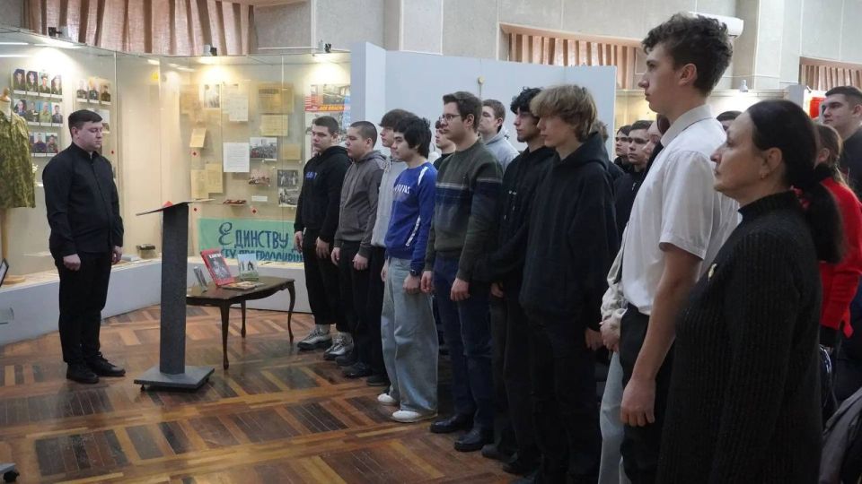 В Белгородском государственном историко-краеведческом музее состоялся час памяти «Верность долгу и Отечеству»