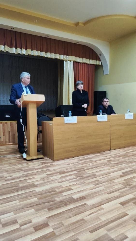 Олег Медведев: Ежегодно, в начале календарного года, в округе проходят отчёты руководителей управлениями территорий