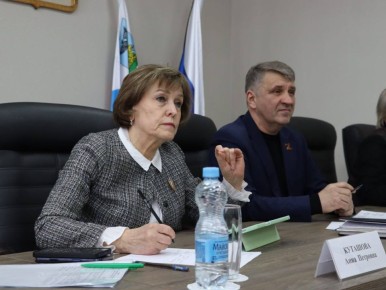 Анна Куташова: Вместе с активными руководителями общественных организаций Чернянского и Корочанского округов разобрали лучшие реализованные проекты и те направления, в которых нужно приложить больше усилий