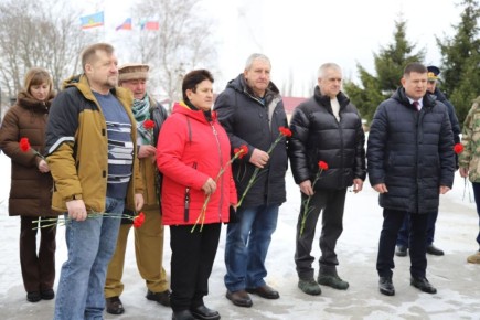 В преддверии Дня памяти о россиянах, исполнявших служебный долг за пределами Отечества, мы склоняем головы перед подвигом поколения, чья судьба неразрывно связана с героической датой — 37-й годовщиной вывода советских войск...