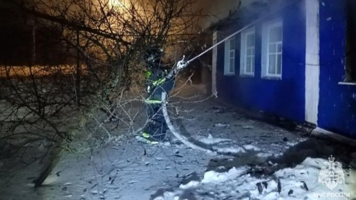 В Белгородской области при пожарах погиб один человек, спасли взрослого и ребёнка