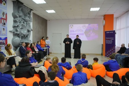 В преддверии Дня православной молодёжи в Центре молодёжных инициатив состоялся Форум православной молодёжи