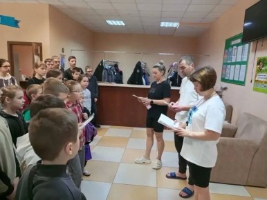 В преддверии Дня защитника Отечества в плавательном бассейне «Каскад» состоялись яркие соревнования по плаванию