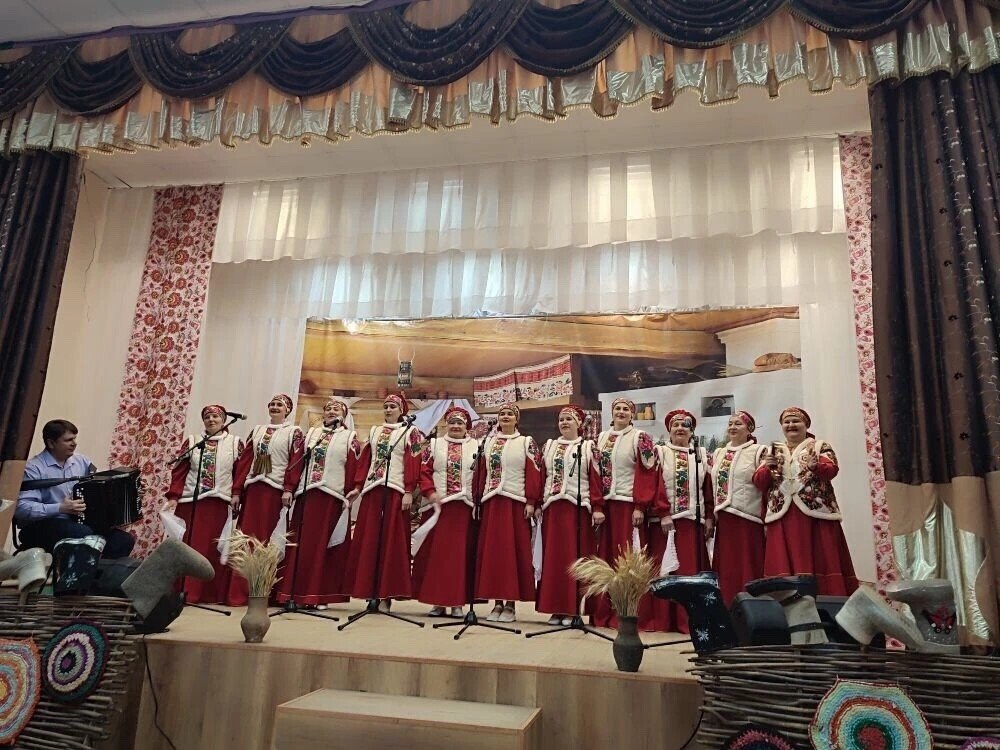 В Кубраках Вейделевского округа прошёл традиционный фестиваль русской гармошки «Пусть в душе зажжет огонь наша русская гармонь»