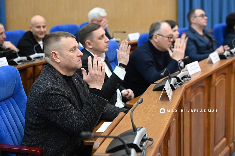 Участники СВО, белгородцы, потерявшие жильё из-за обстрелов, а также отселённые из приграничья и построившие новые дома на арендованных участках, смогут выкупить землю в собственность за 0,01% от её кадастровой стоимости