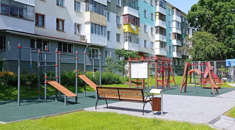 В Белгороде в этом году благоустроят 11 дворов, детских и спортивных площадок