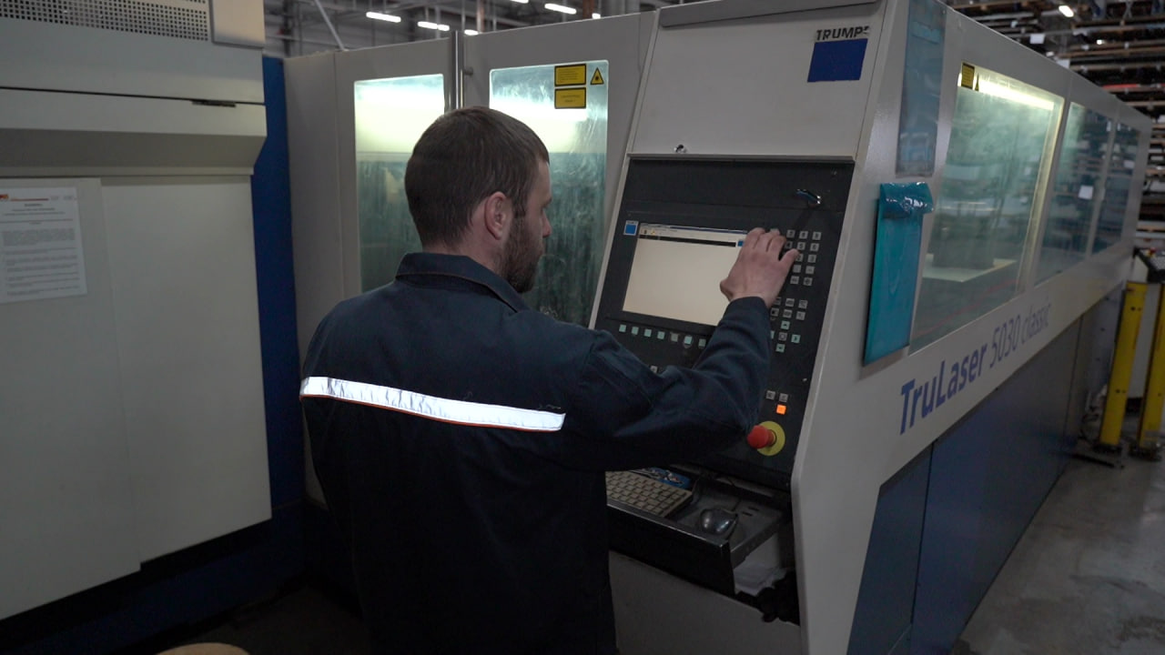 В Белгородском индустриальном колледже появился лазерный станок и работ-навигатор