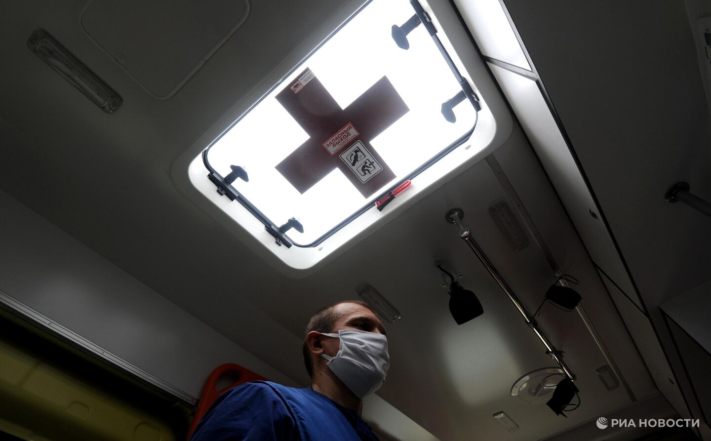 Украинский дрон атаковал автомобиль под Белгородом, ранен водитель