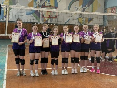 Поздравляем наши команды из Спортивной школы города Валуйки с великолепными результатами на турнире по волейболу в Старом Осколе!