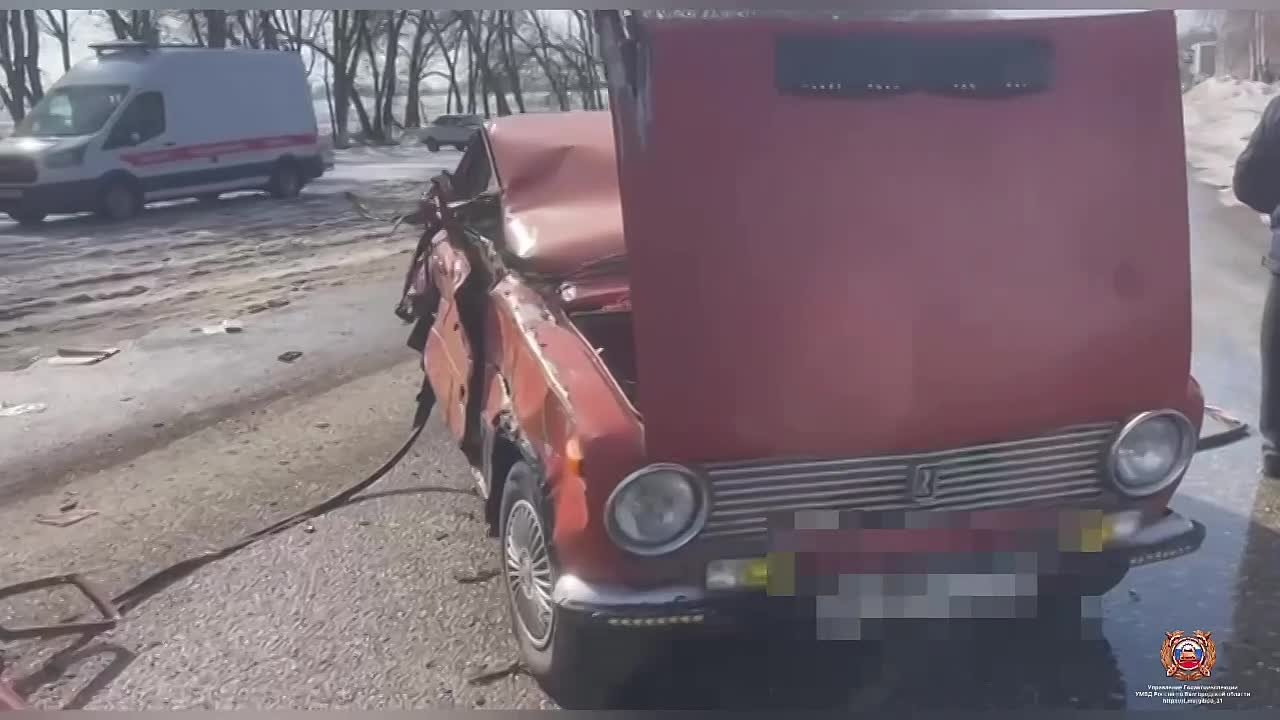 #СВОДКА_ДТП. По предварительным данным, вчера около 13 часов 00 минут на ул. Грайворонская, п. Борисовка Борисовского округа 83-летний водитель, управляя автомобилем «Ваз 2101», не выбрал безопасную скорость движения...