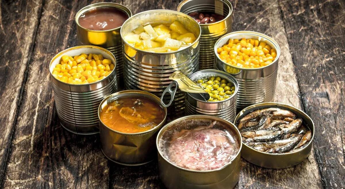 Советы по выбору безопасных консервов: как избежать пищевого отравления
