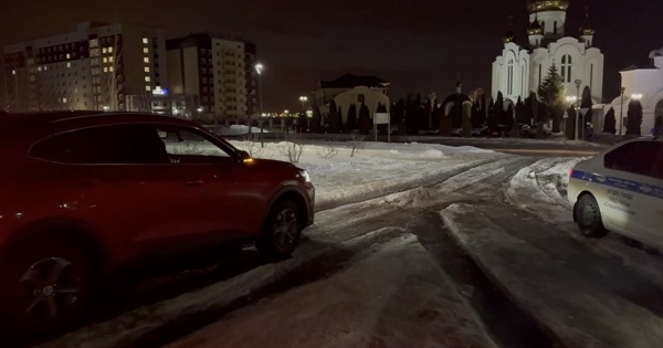 Сотрудниками полиции устанавливаются обстоятельства ДТП в Старом Осколе