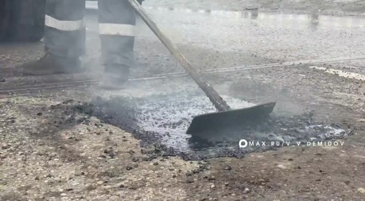 Валентин Демидов: Дорожные службы Белгорода выполняют ямочный ремонт автодорог круглосуточно без выходных