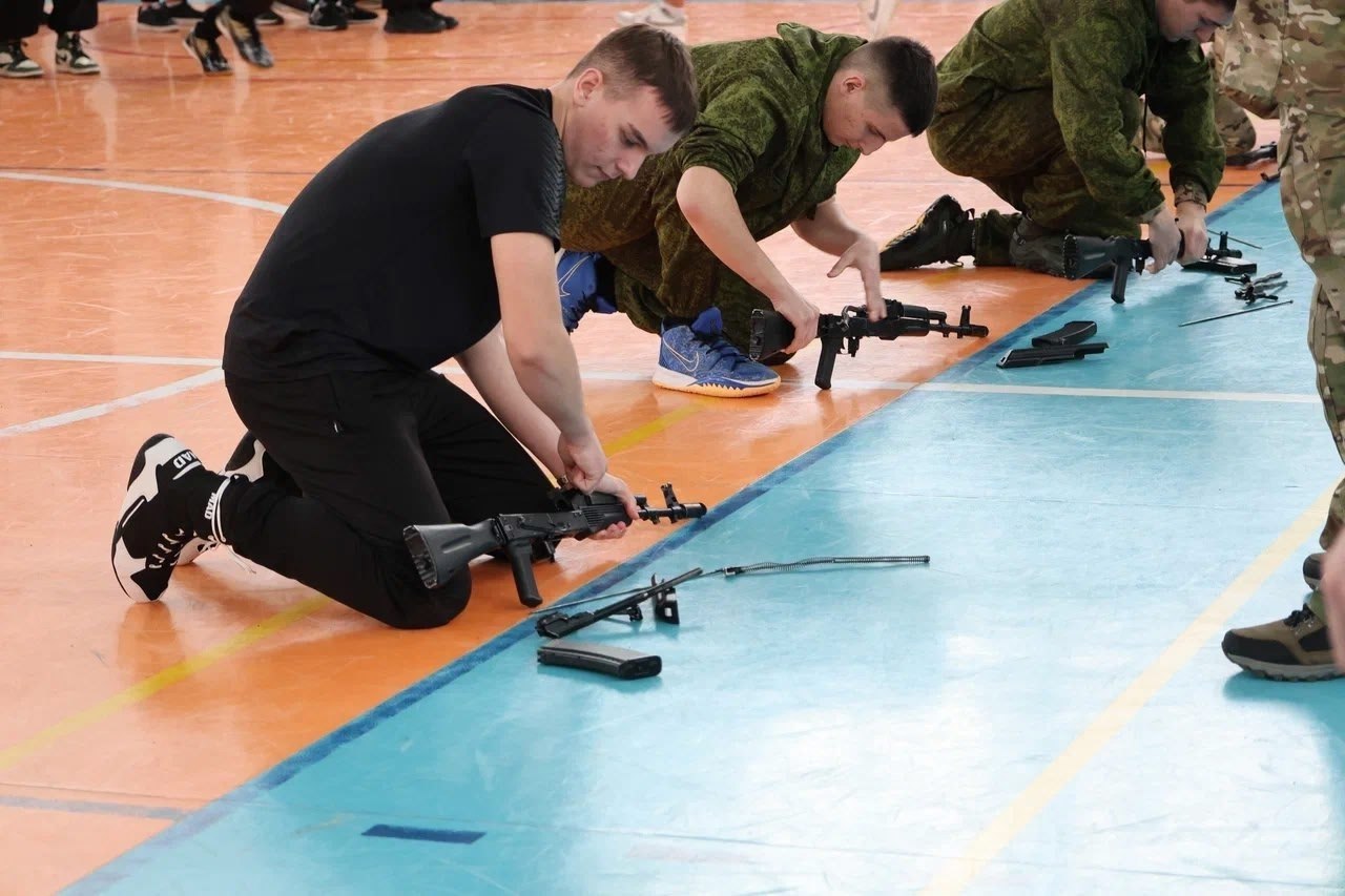 В Чернянке стартовал цикл военно-патриотических и военно-спортивных игр «Игры Патриотов»