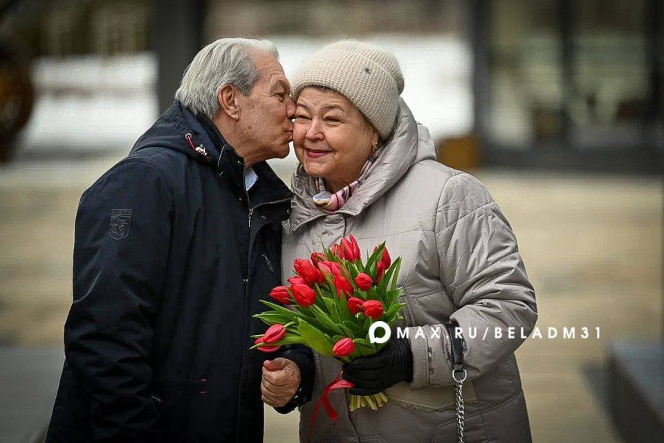 ������� 8 �����. �� ����� �������� � ����� � �� +7��