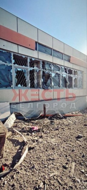 Кадры последствий утреннего обстрела Белгорода публикуют местные каналы