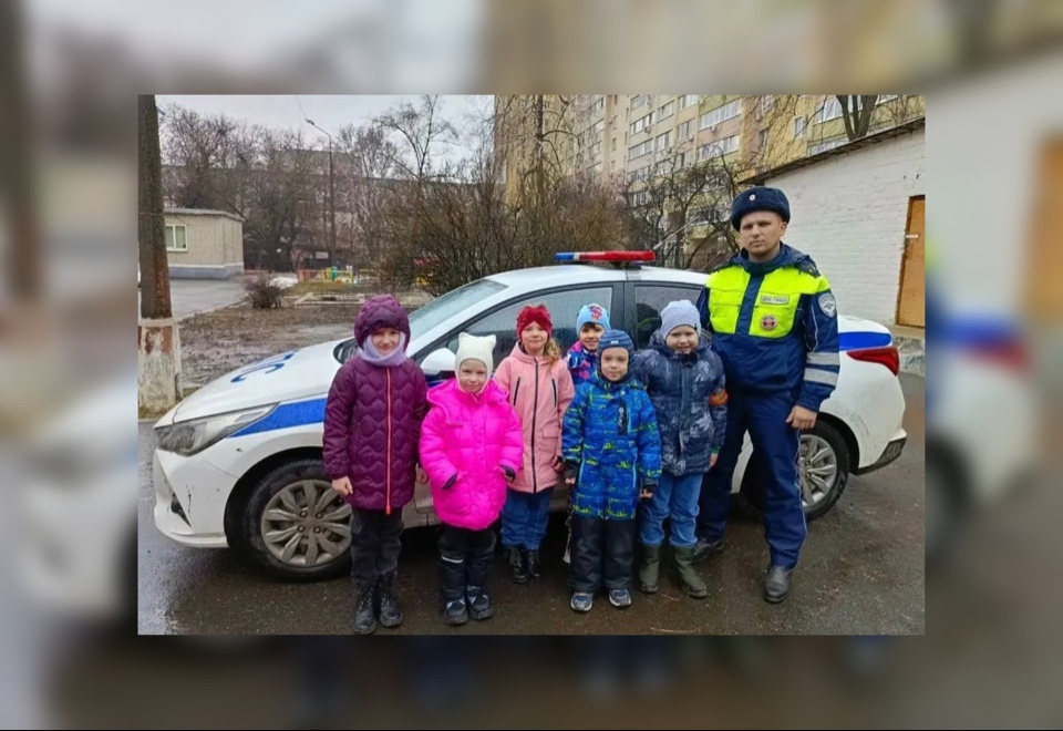 В Белгороде автоинспекторы «после смены» навестили воспитанников детского сада