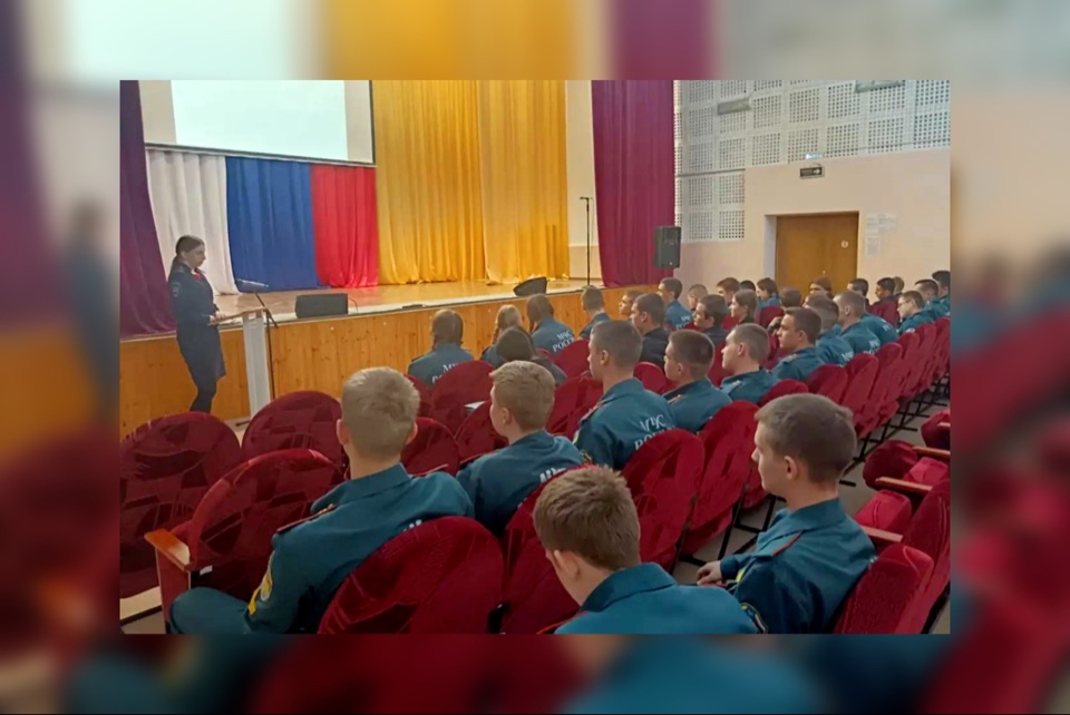 В Белгородской области автоинспекторы провели профилактические беседы для учащихся образовательных учреждений