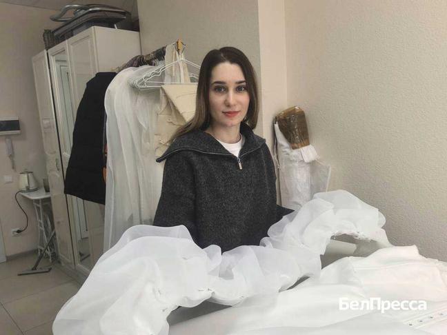 Белгородка с помощью соцконтракта открыла студию пошива одежды