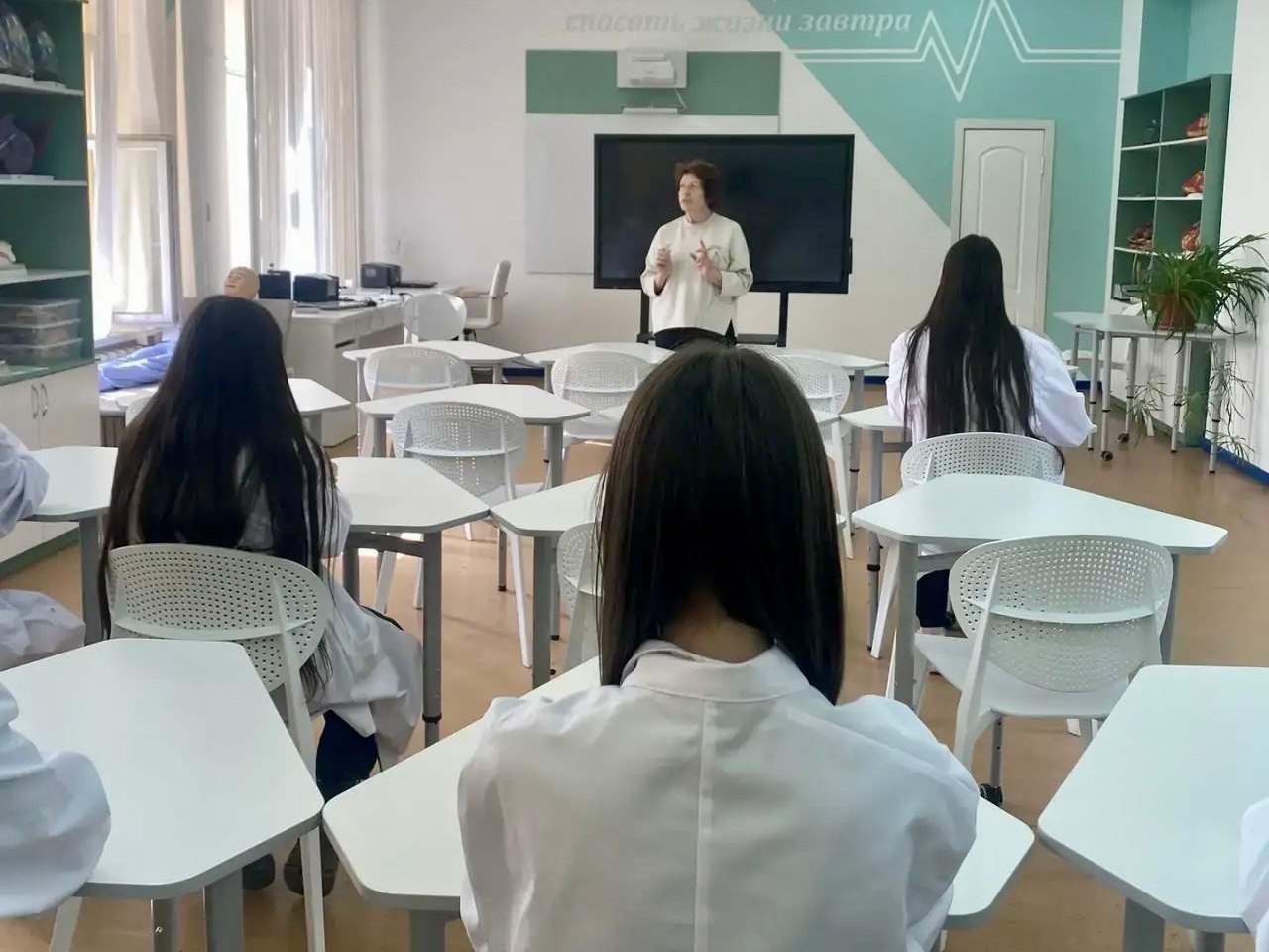 В Красногвардейском округе продолжает функционировать медицинский класс