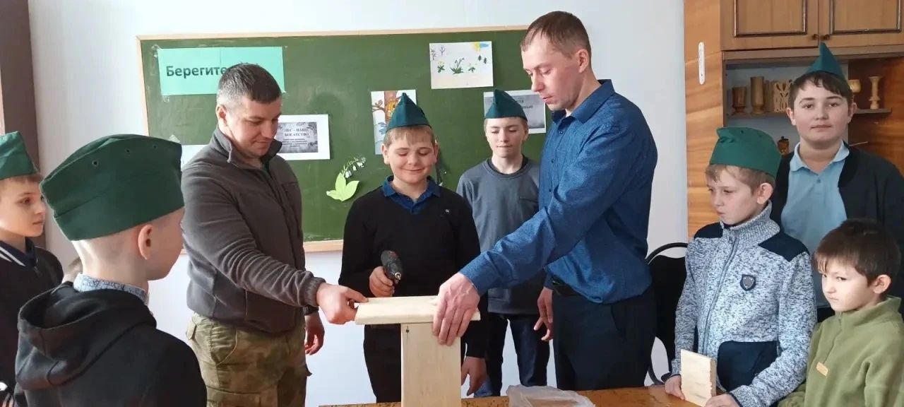 Наши юные экологи подготовились к встрече с пернатыми гостями